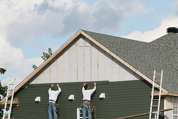 Professional Siding technician working in Brandamore, PA
